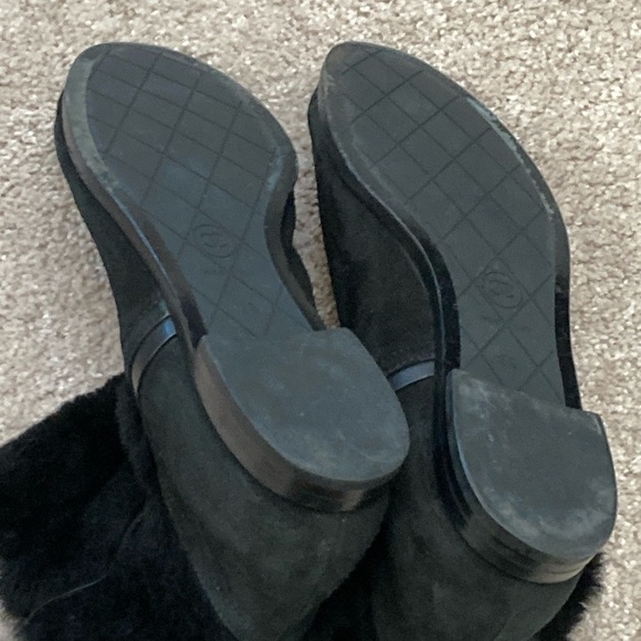 Chanel Black suede wool fur boots - Picture 10 of 13